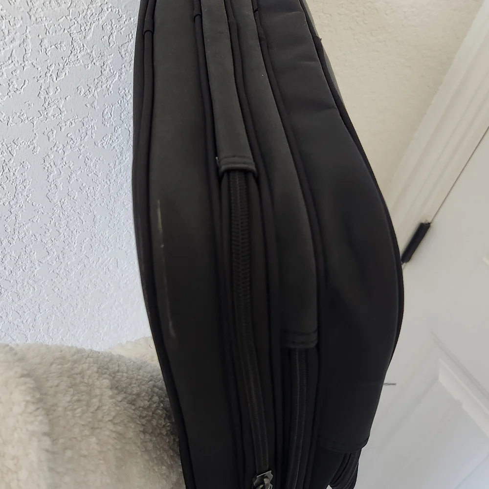 Targus Sleek Black Laptop Bag
